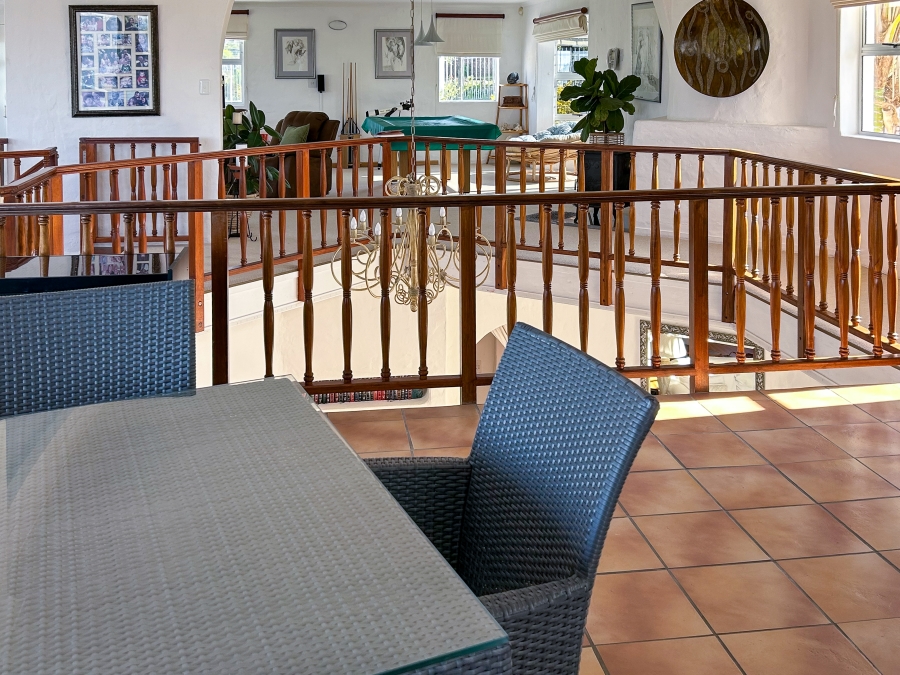 5 Bedroom Property for Sale in Heuwelkruin Western Cape